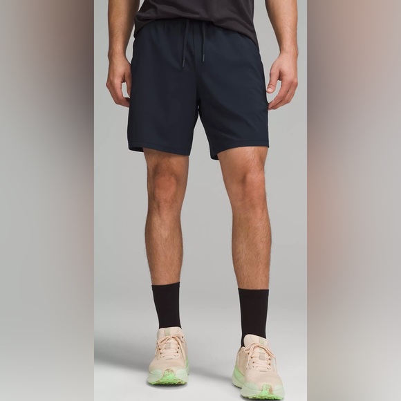 Lululemon Men’s Pace Breaker Lined Shorts - Picture 11 of 16